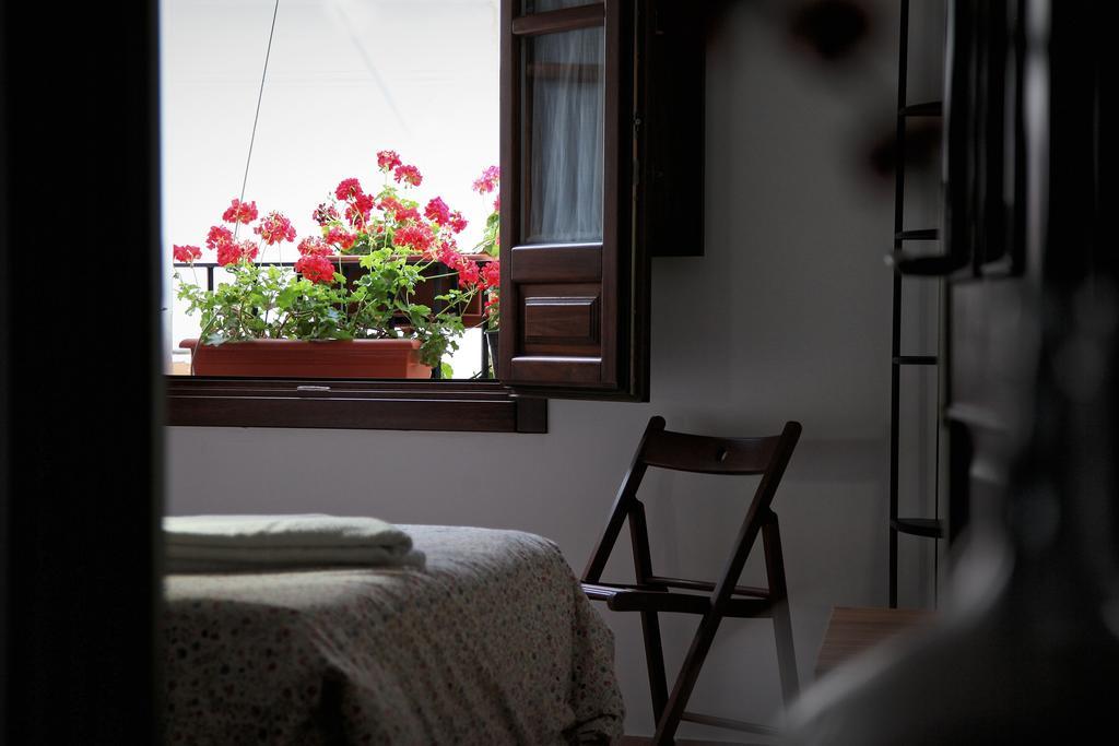 Casa Rural Azahar Priego de Córdoba Стая снимка