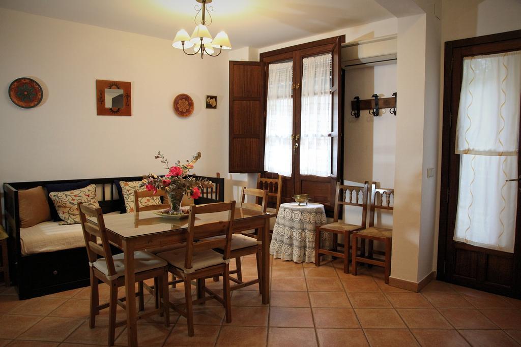 Casa Rural Azahar Priego de Córdoba Стая снимка